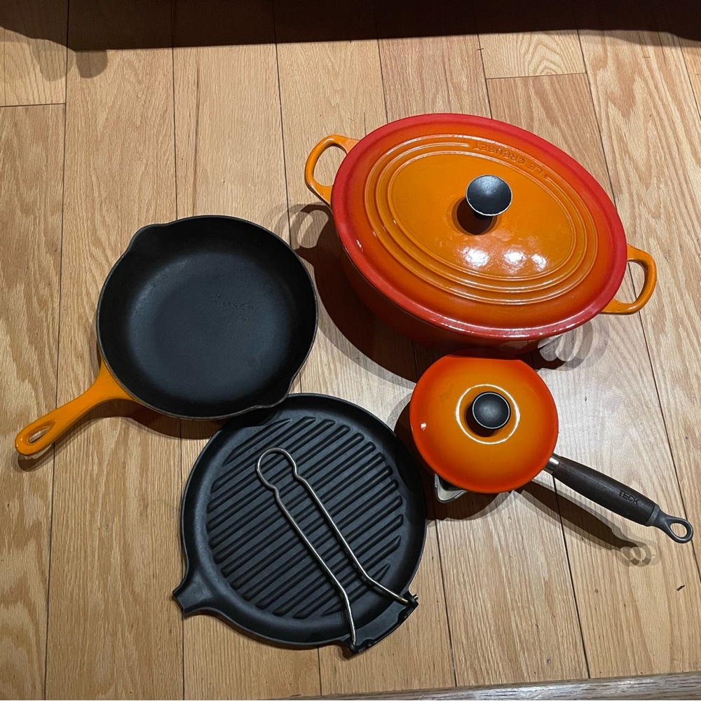 Le Creuset - Cast Iron Cookware Set